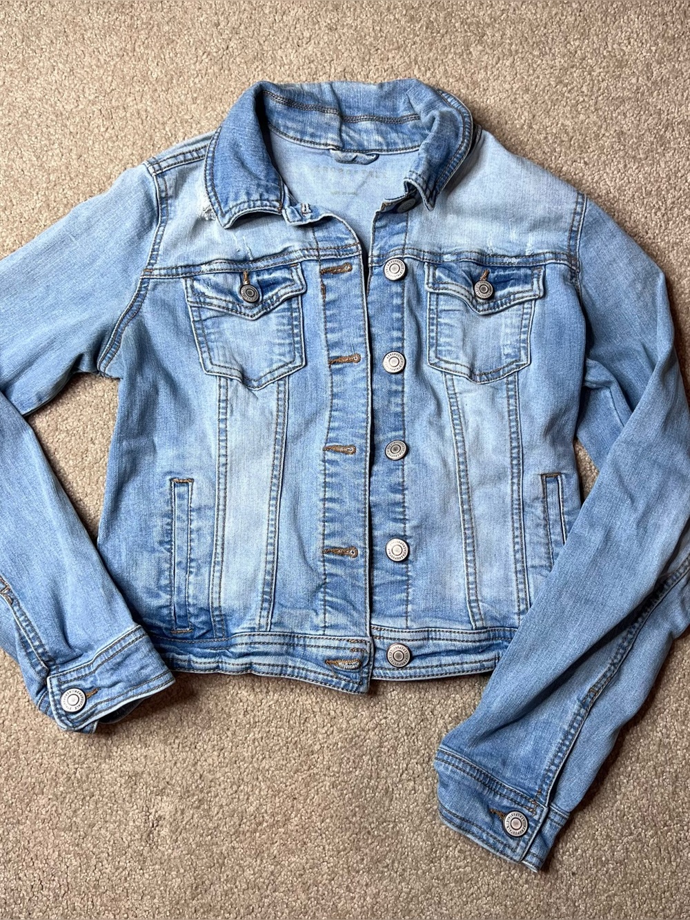 Aeropostale Light Wash Denim Jacket - Classic Women's Jean Jacket